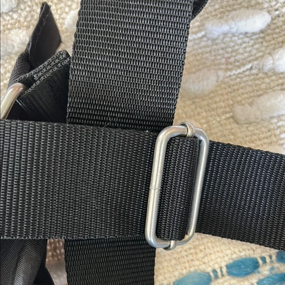 Baggallini Black Shoulder Bag with Adjustable Strap and Silver Hardware - Picture 8 of 11